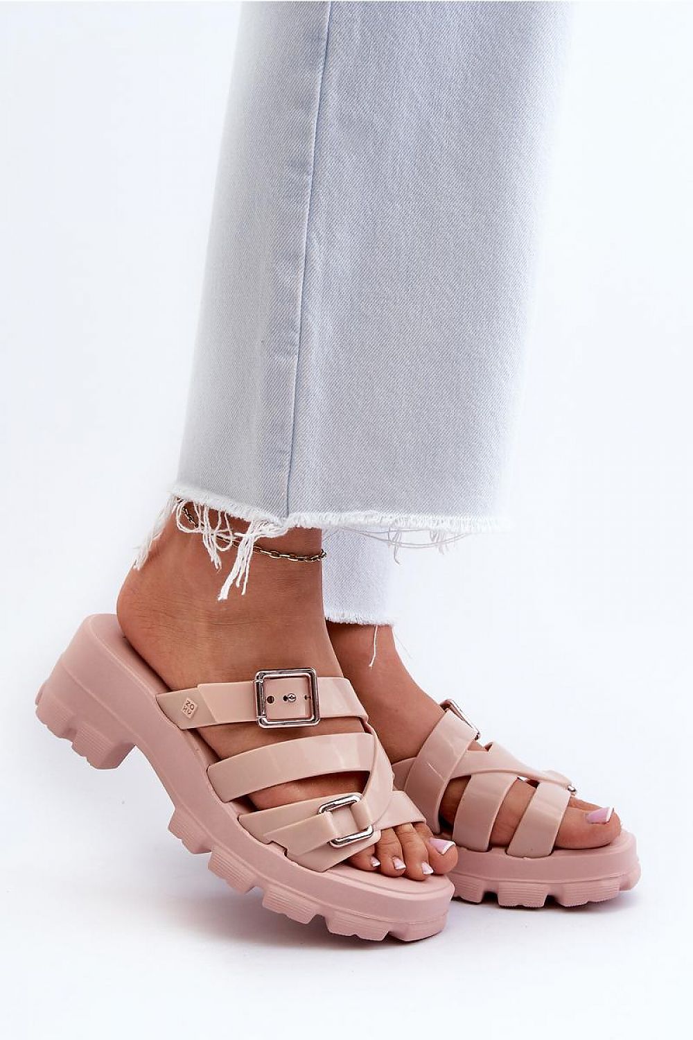 Flip-flops model 197667